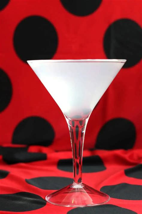 9 Mysterious Anisette Cocktail Recipes to Explore