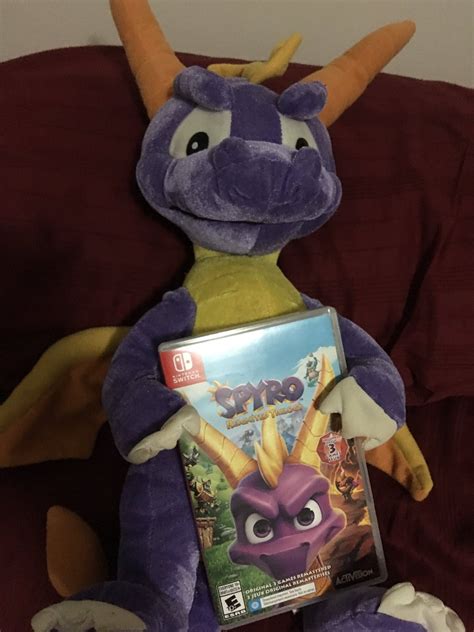 Spyro looks happy to see his game on Switch! I'm excited to play it ...