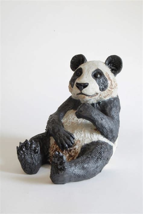 A Ceramic Gallery of Wildlife from around the World - Pippa Hill Animal Sculpture