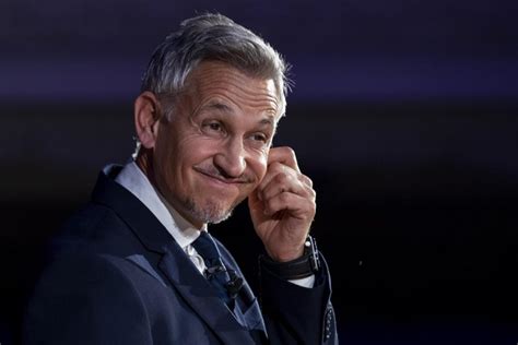 Migrants: Footballer Gary Lineker opens house to refugees - InfoMigrants