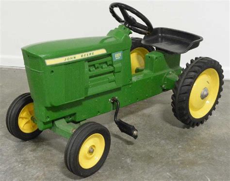 Vintage Ertl John Deere 5020 Diesel Pedal Tractor