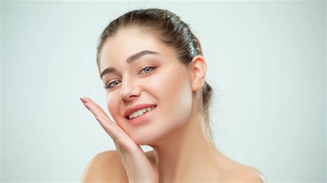 Skin Brightening and Whitening Treatment – Dr Sanyogita Singh