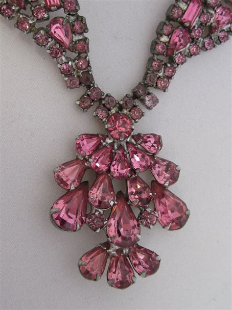 Vintage Rhinestone Jewelry - Rose Pink Necklace