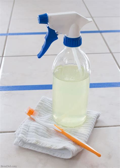 The Ultimate Guide to Cleaning Grout: 10 DIY Tile & Grout Cleaners ...