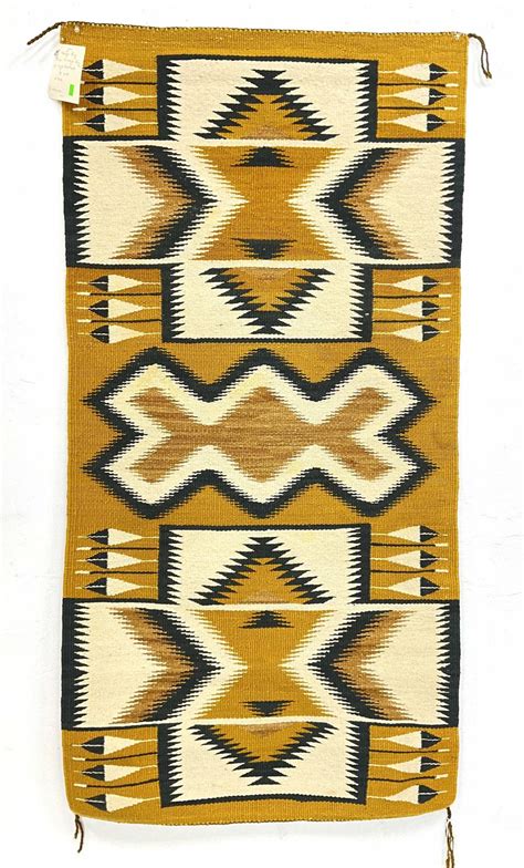 Lot - Vintage Eagle Feathers Native American Navajo Rug