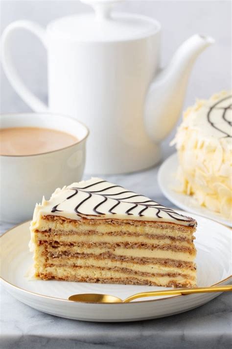 25 Torte Recipes To Help You Celebrate - Insanely Good