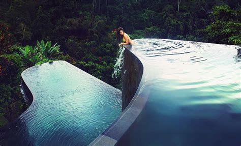 Hanging gardens - Bali , Indonesia | Piscinas incríveis, Hotéis exóticos, Jardim suspenso