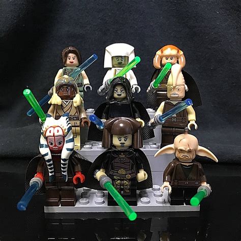 Vogel Bild: Lego Star Wars All Jedi Minifigures