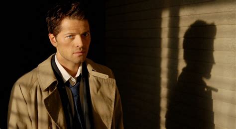 How to Dress Like Castiel (Supernatural) | TV Style Guide