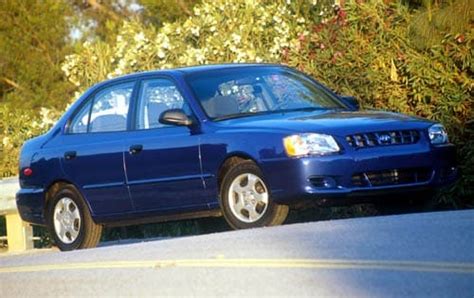 2000 Hyundai Accent Review & Ratings | Edmunds