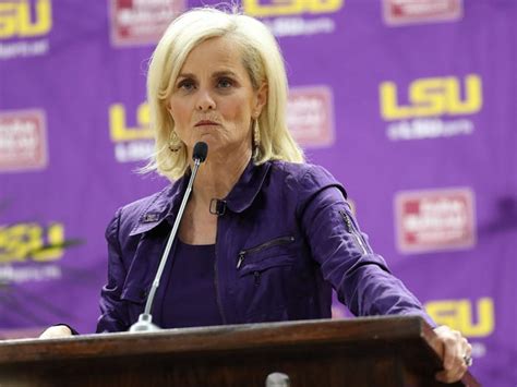 Kim Mulkey Flings 'Damn Mask' at First LSU Press Conference - Business ...