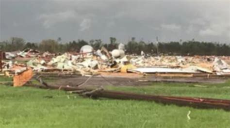 Tornado causes severe damage in Wisconsin | WREG.com