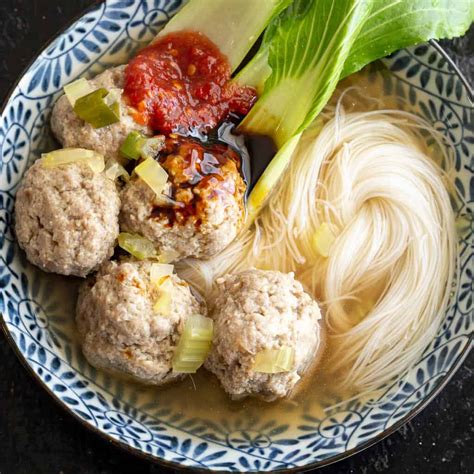 Bakso - Indonesian Meatball Soup (Best Street Food!) | Wandercooks