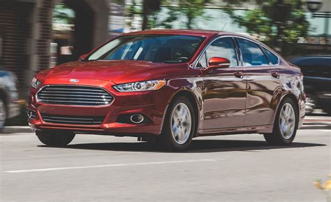 2014 Ford Fusion SE 1.5L EcoBoost Automatic Test | Review | Car and Driver