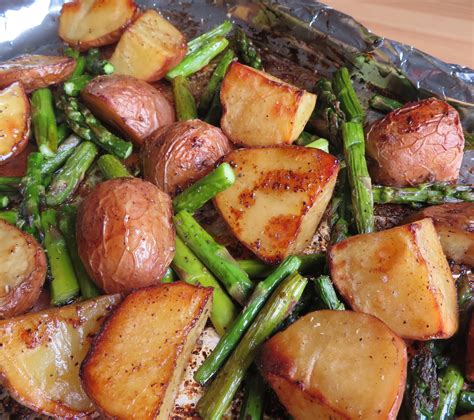 Balsamic Roasted New Potatoes & Asparagus | The English Kitchen