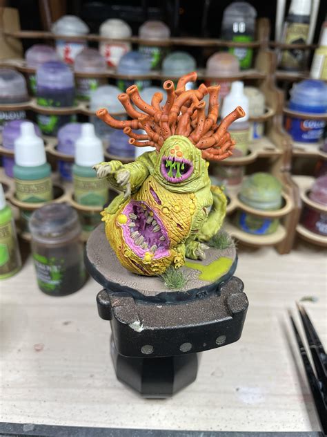 Beast of Nurgle with contrasts and traditional paints. : r/minipainting