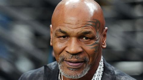 What does Mike Tyson's face tattoo mean? | The Irish Sun