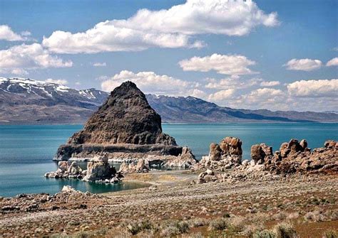 Pyramid Lake - Nevada