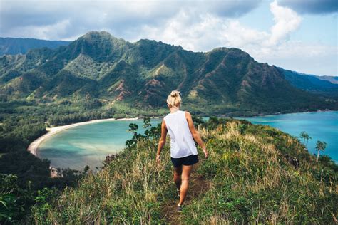 Best Hiking in Hawaii - Sunset Magazine