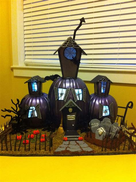 40+ Pumpkin Decorating Ideas to Make Your Halloween Spooky - Architectures Ideas | Pumpkin ...