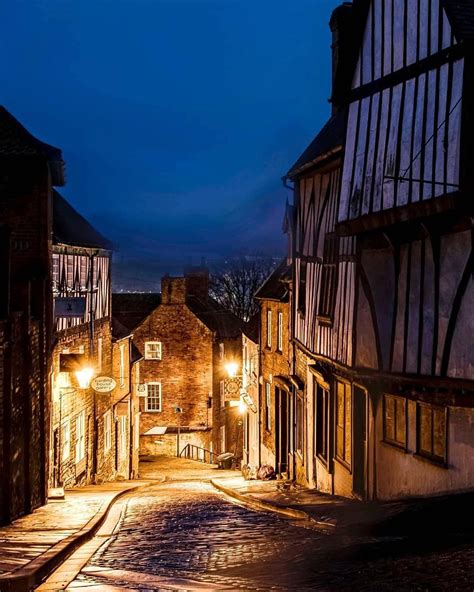 Steep Hill, Lincoln; photo by @freemo51 #SteepHill #lincoln #england # ...