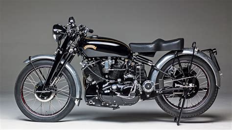 A Brief History of the Vincent Black Shadow - The World's First Superbike