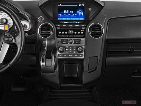 2015 Honda Pilot: 30 Interior Photos | U.S. News