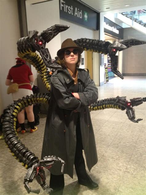 dr octopus cosplay | Doc Ock Cosplay Completed by RetroTrooper | Funny ...