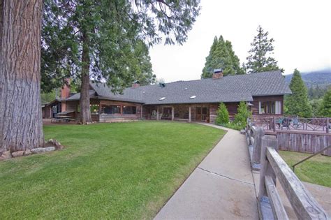 Camp Nelson Lodge - California Outdoor Properties