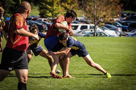 Form Tackle – University of Michigan Rugby