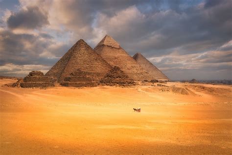 Giza Plateau by Marcelo Castro / 500px | Great pyramid of giza, Giza plateau, Pyramids of giza