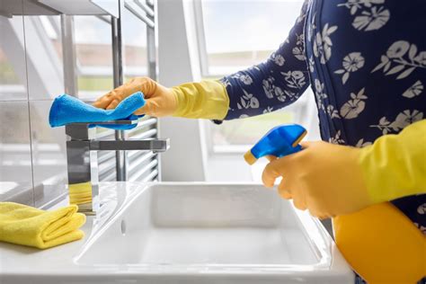 Deep Clean Your Bathroom In 3 Steps - #1 Maid Service & House Cleaning