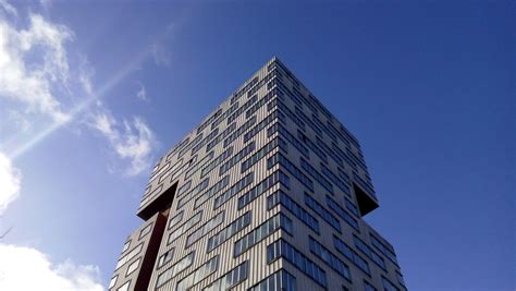 Living in modern Amsterdam modern architecture in amsterdam doesn´t ...