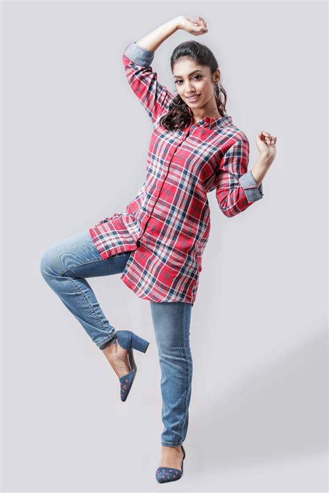 Women's Check Shirt | Grameen UNIQLO | Checked shirt women, Womens ...