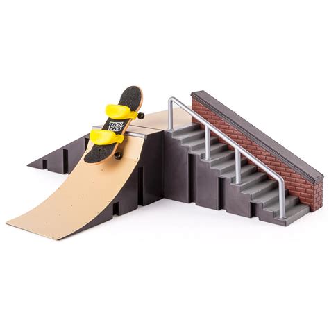 Tech Deck Ramp Set and Board Starter Kit 6027117