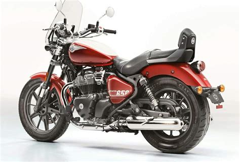 2023 Royal Enfield Super Meteor 650