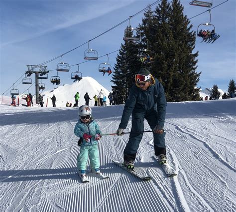 When should kids start skiing? — Peak Snow Sports | Adventure Snowsports School