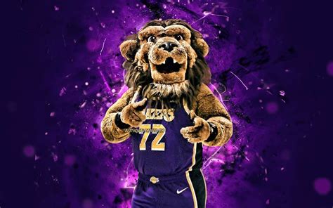 Lakers Mascot