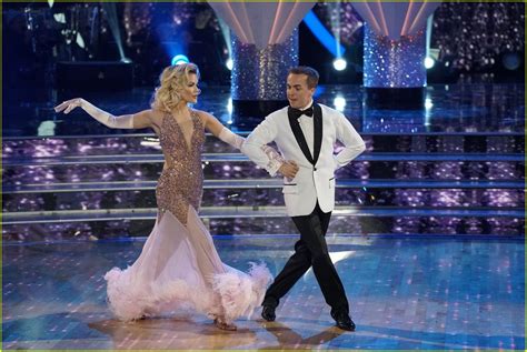 Frankie Muniz Wins Us Over with 'DWTS' Finale Dances (Video): Photo 3990982 | Dancing With the ...