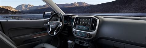 GMC Maps+ In-Vehicle App Offers Seamless Navigation | GMC Life