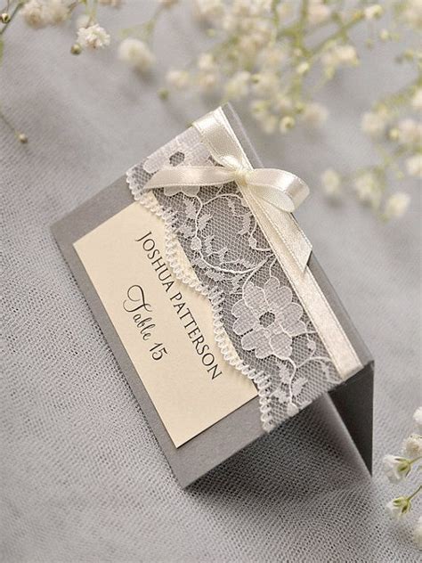 Flowers in lace – weddcolors