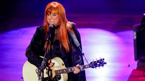 Wynonna Judd talks about her 'healing' experience continuing to tour ...