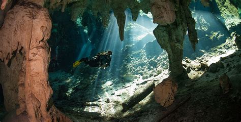 Cave Diving: The 10 Best Dive Sites in the World | Diviac Magazine