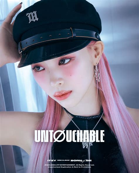 ITZY “UNTOUCHABLE” Concept Photo - Pantip