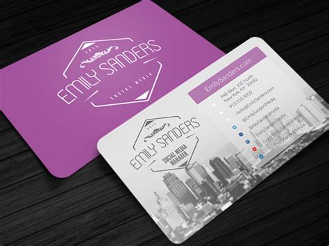 Social Media Icons on Business Cards: 10 Awesome Examples | Brandly Blog