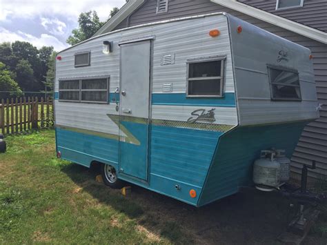 camper vintage #Vintagecampers | Shasta camper, Camper trailer for sale ...