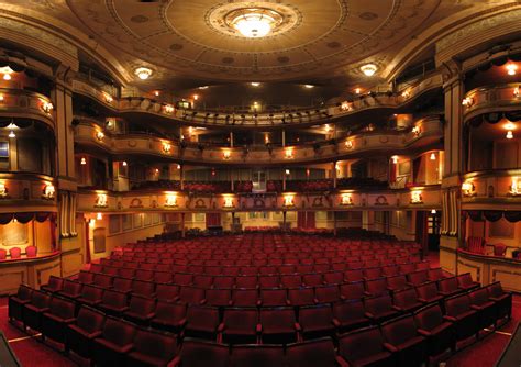 File:Theatre Royal Brighton.jpg - Wikimedia Commons