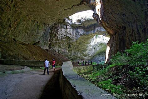 Devetashka Cave - Официален туристически портал на България | Открий ...