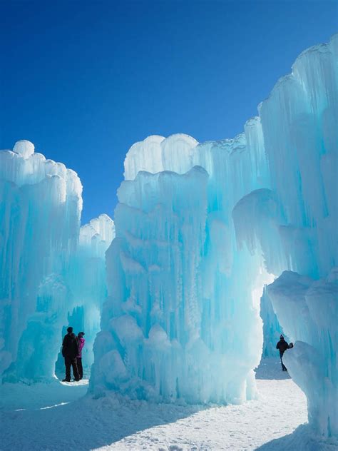 Little Hiccups: Ice Castles