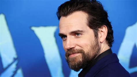 Henry Cavill announces 'lifelong dream' Warhammer role just a day after ...